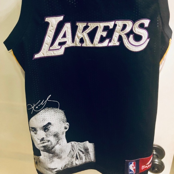 black and white kobe jersey
